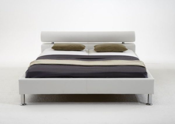 modern vormgegeven wit bed met zwevend hoofdeind